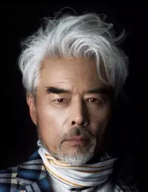 بیوگرافی Shuang Li Zhang