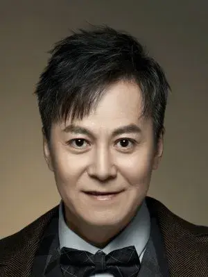 بیوگرافی Qiu Cheng Guo
