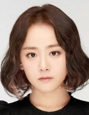 بیوگرافی Geun Young Moon