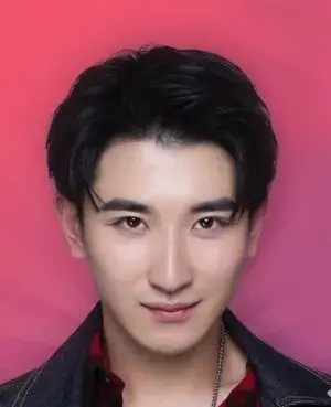 بیوگرافی Jia Tong Li
