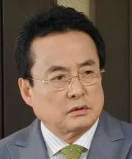 بیوگرافی Han Hun Jung
