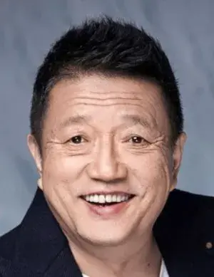 بیوگرافی Yan Qin