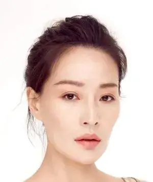 بیوگرافی Yi Tong Wu