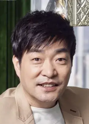 بیوگرافی Hyun Joo Son