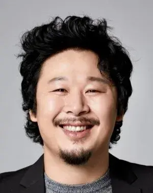 بیوگرافی Kang Hee Jung