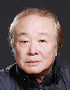 بیوگرافی Chang Gil Moon