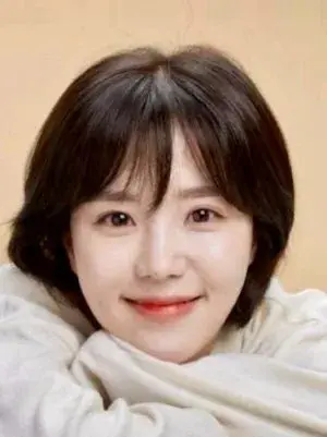 بیوگرافی Seul Yoon