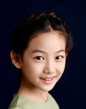 بیوگرافی Qi Lin'er Huang