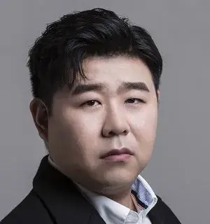 بیوگرافی Liu En Shang