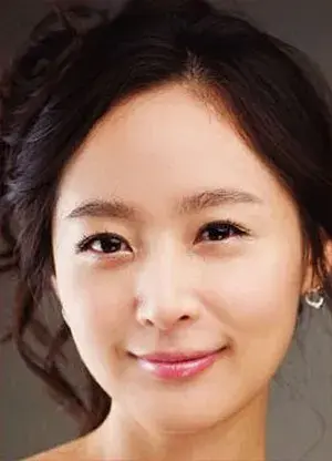 بیوگرافی Moon Kyung Choi